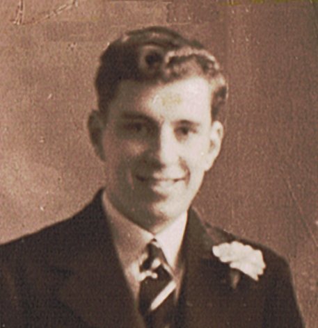 Ralph Behrend at his brother’s wedding in 1938