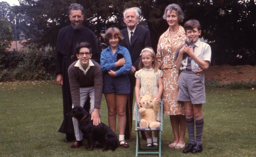 Sidney J Brunning with his son, daughter-in-law and grandchildren - Sunningwell 1966