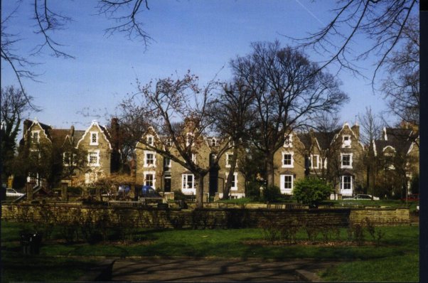 De Beauvoir Square